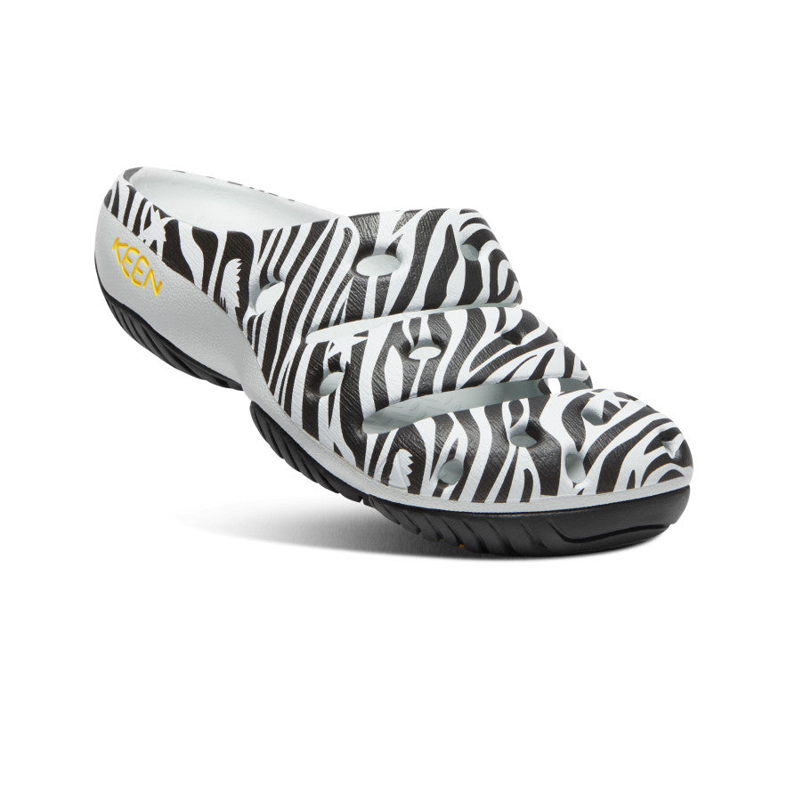 Black White Women Keen Yogui Arts Slides | CHM4164UT